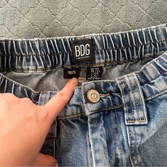 BDG Urban Outfitters Skate Cargo Jeans Light Wash‎ W26 L32 Relaxed Fit - Picture 3 of 5